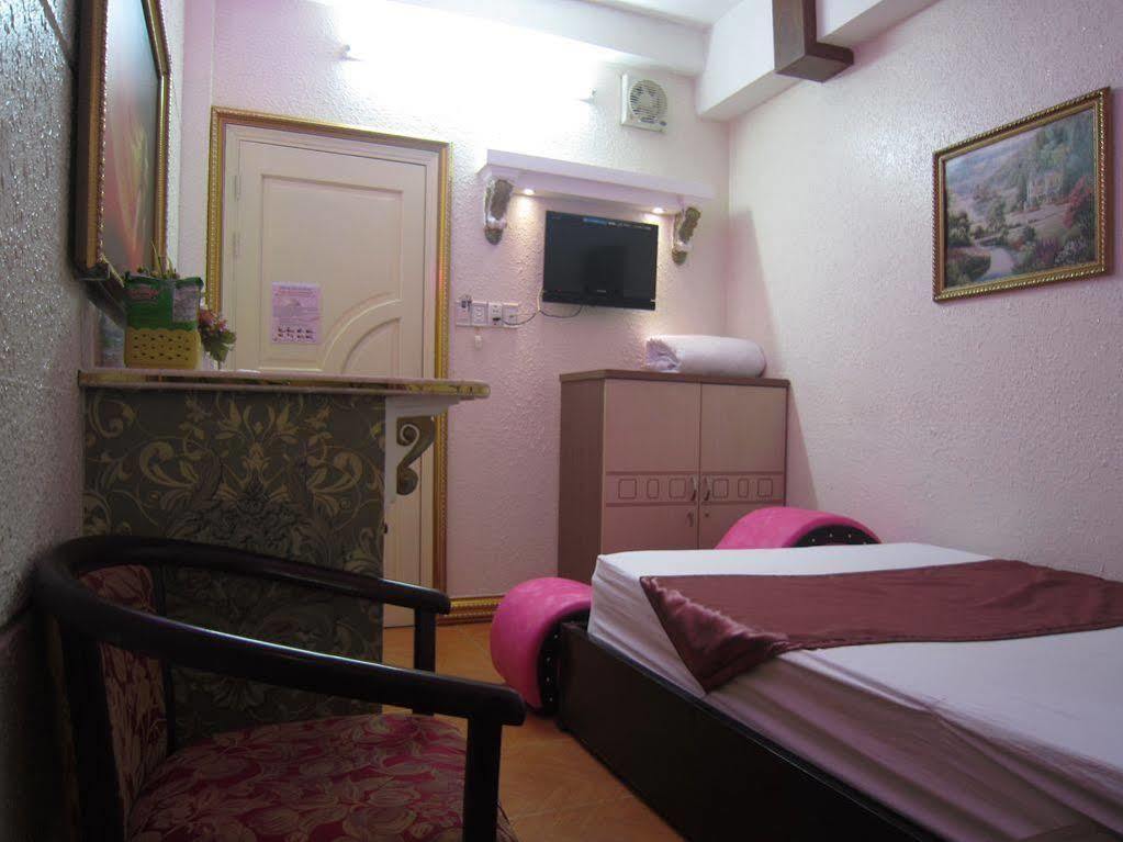 Tan Ha Hotel Хошимин Экстерьер фото
