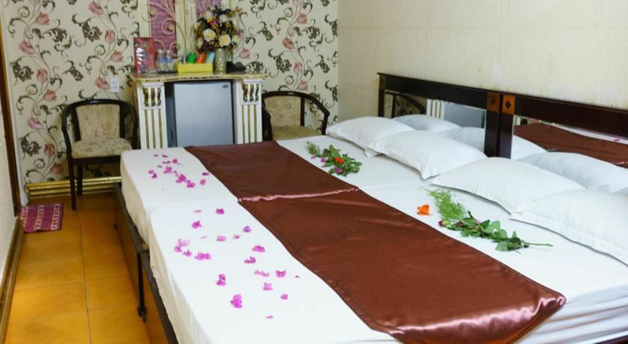 Tan Ha Hotel Хошимин Экстерьер фото