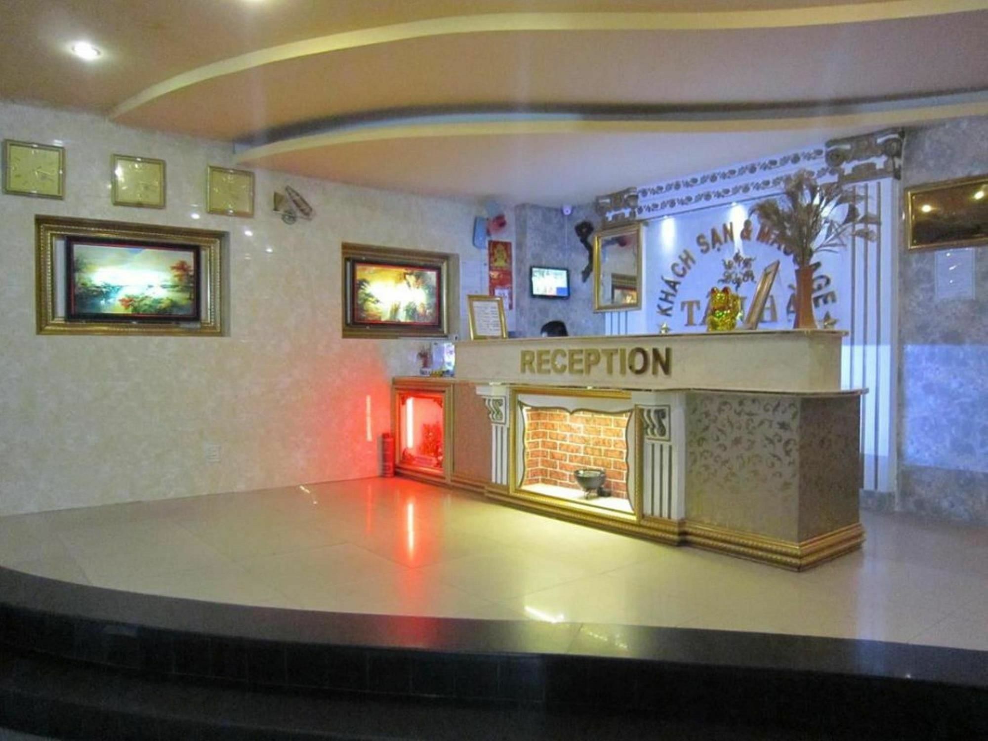 Tan Ha Hotel Хошимин Экстерьер фото