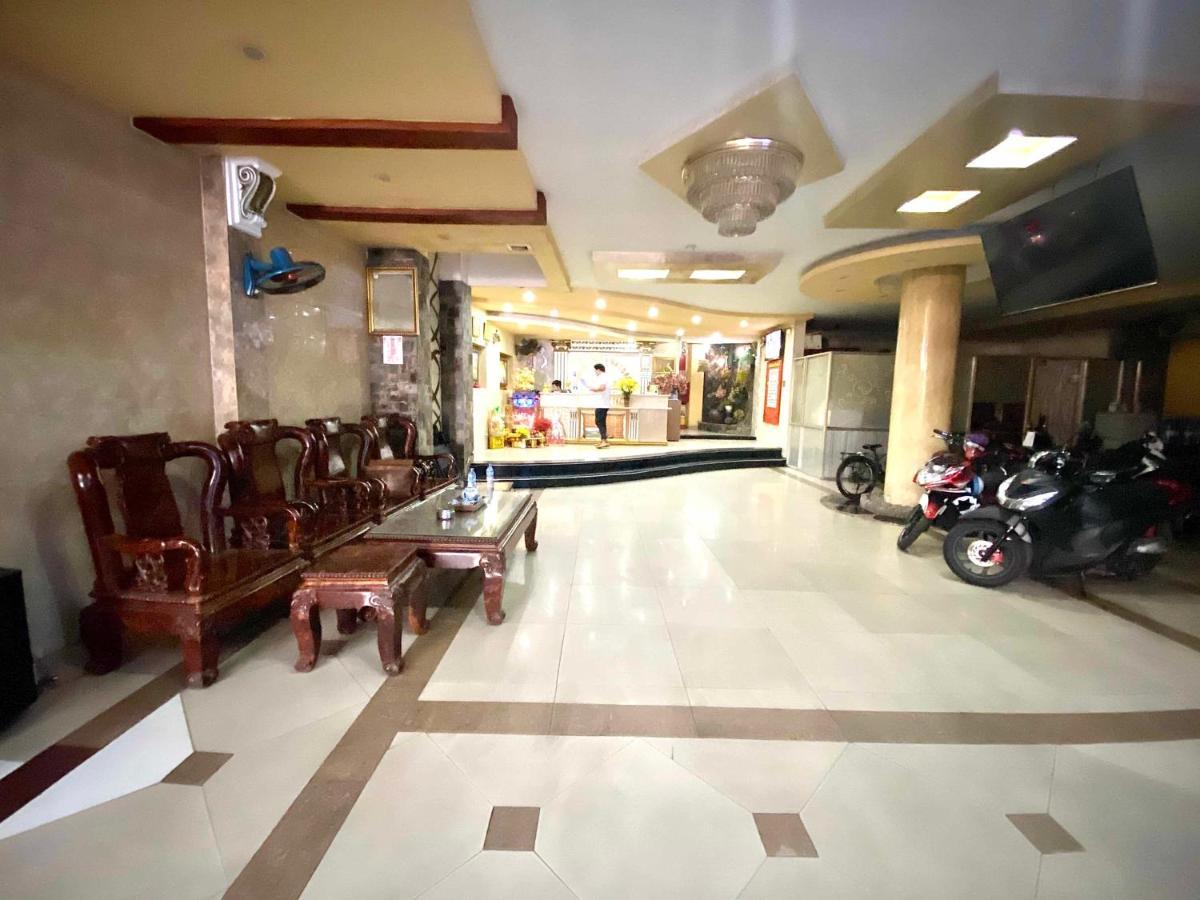 Tan Ha Hotel Хошимин Экстерьер фото